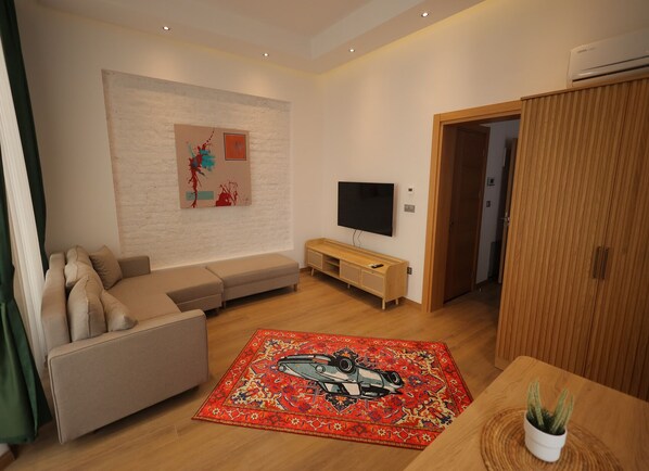 TV - Essa Pera Hotel (Istanbul)