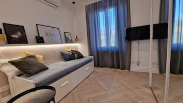 2 camere, una cassaforte in camera, una scrivania, Wi-Fi gratuito