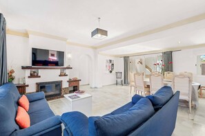 Interior - Villa Bart (Estepona)