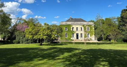 Grand campus en Anjou â IdĂ©al pour groupes / cousinades Ă partir de 30 personnes