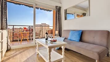Apartment | Living area