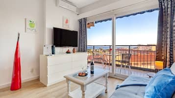 Apartment | Living area