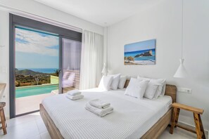 3 chambres, fer et planche à repasser, Wi-Fi gratuit, draps fournis