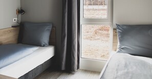 2 bedrooms, hypo-allergenic bedding, free WiFi, bed sheets