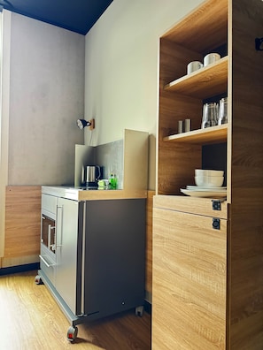 Single Room | Private kitchen