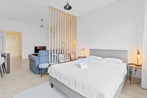 1 bedroom, internet, bed sheets