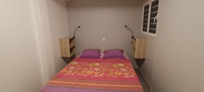 1 bedroom, bed sheets - Studio with pool, refurbished, ideally located (Le Diamant)