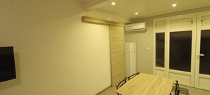 Dining - Studio with pool, refurbished, ideally located (Le Diamant)