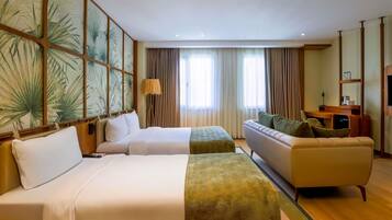 Superior Triple Room, Multiple Beds | In-room safe, desk, blackout curtains, soundproofing