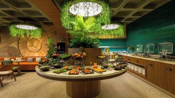 Buffet breakfast for a fee on weekends