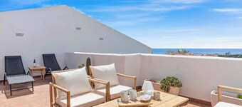 Panoramic terrace panthouse with sea view - Ref 129