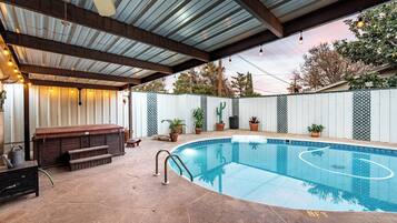 Piscina a l'aire lliure