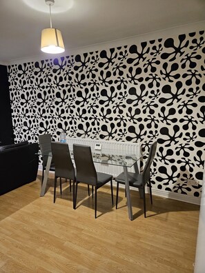 Dining - 3 bed Home in Salford (Salford)