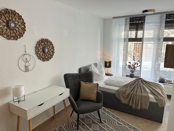 2 bedrooms, iron/ironing board, WiFi, bed sheets