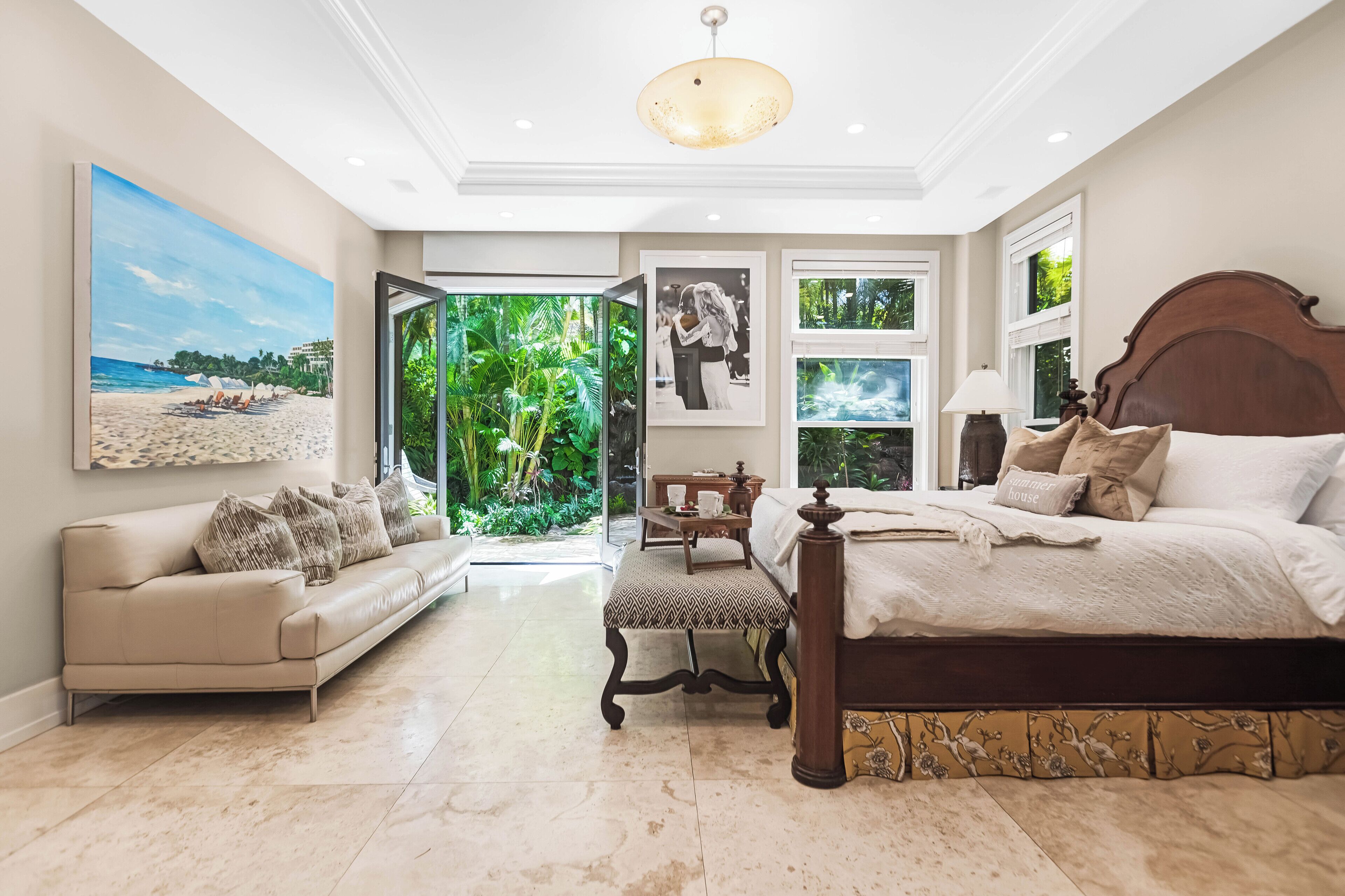 5 bedrooms, iron/ironing board, travel crib, internet