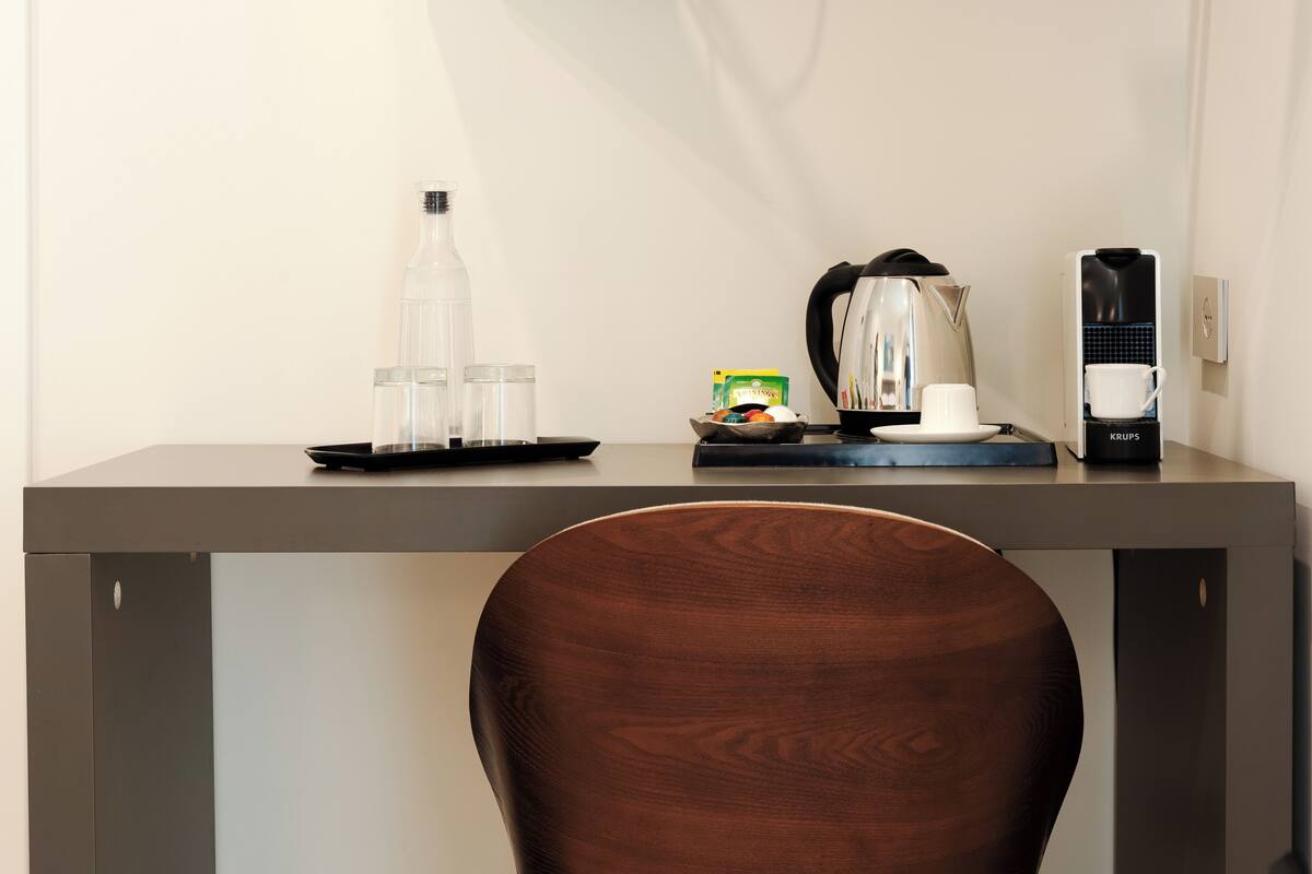 In-room safe, desk, laptop workspace, soundproofing