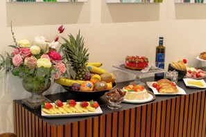 Desayuno buffet incluido todos los días 