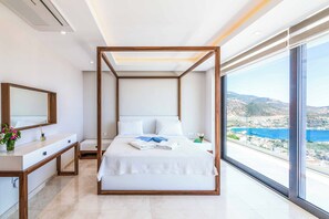 5 bedrooms, WiFi, bed sheets