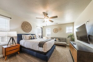 3 bedrooms, iron/ironing board, WiFi, bed sheets