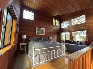 2 sovrum, internet och sängkläder