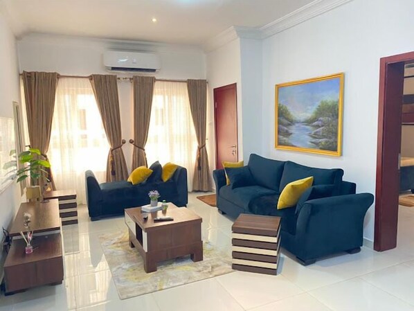 Economy Apartment, Balcony, City View | Living area