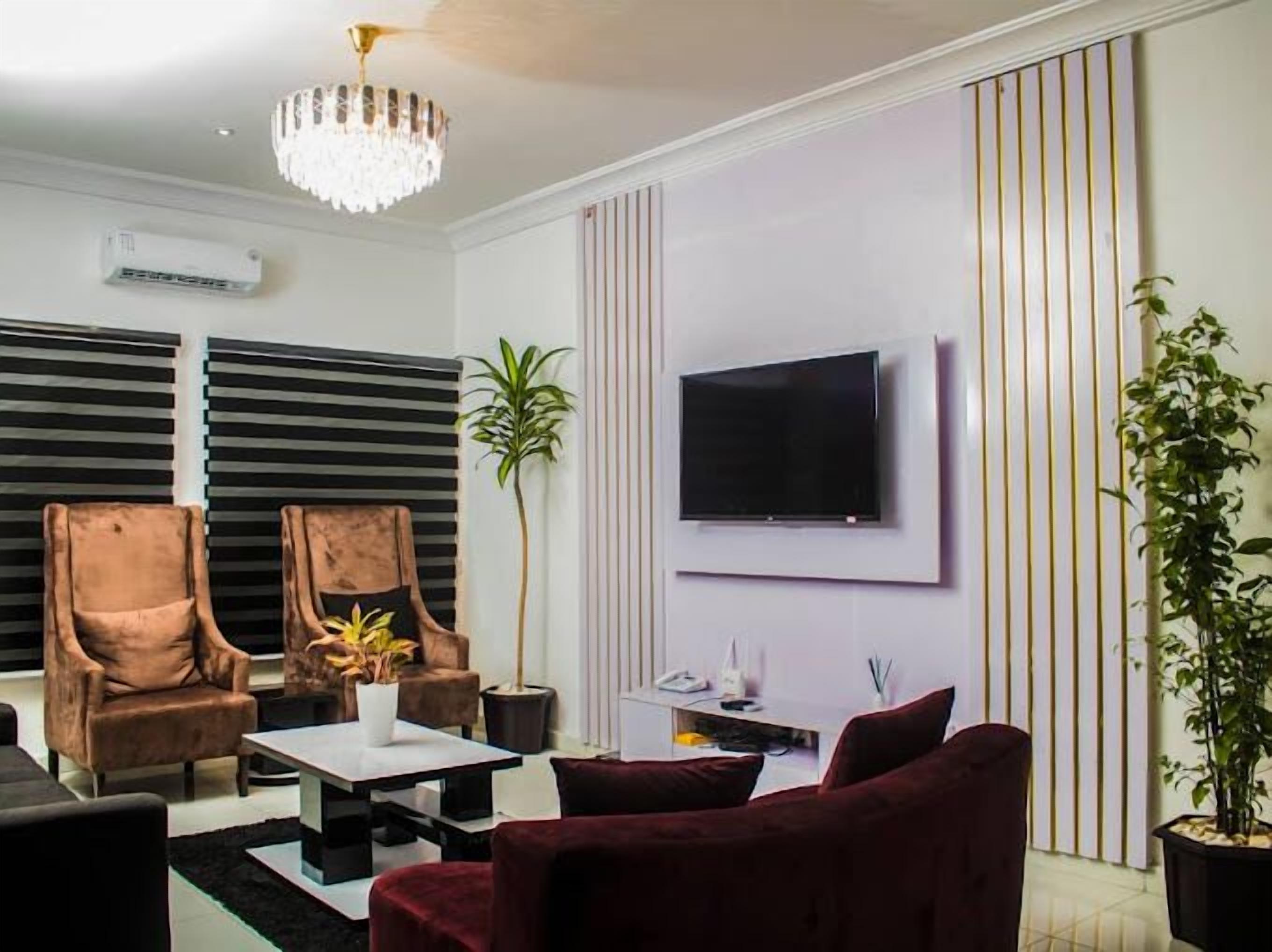 Economy Apartment, Balcony, City View | Living area