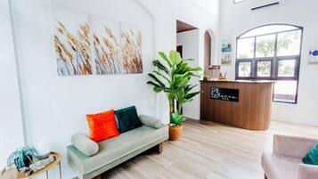 Deep-tissue massages, Swedish massages, massages