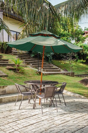 Udsigt til gårdsplads