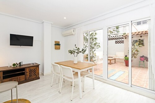 GuestReady - Spacious flat in Valencia Centre