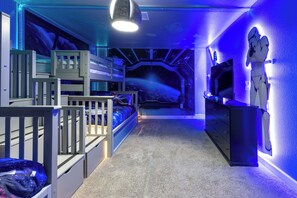 9 Schlafzimmer, Bügeleisen/Bügelbrett, WLAN, Bettwäsche