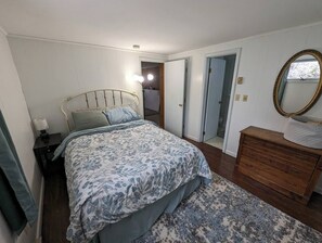 Room - Quiet In-law Suite (Canton)