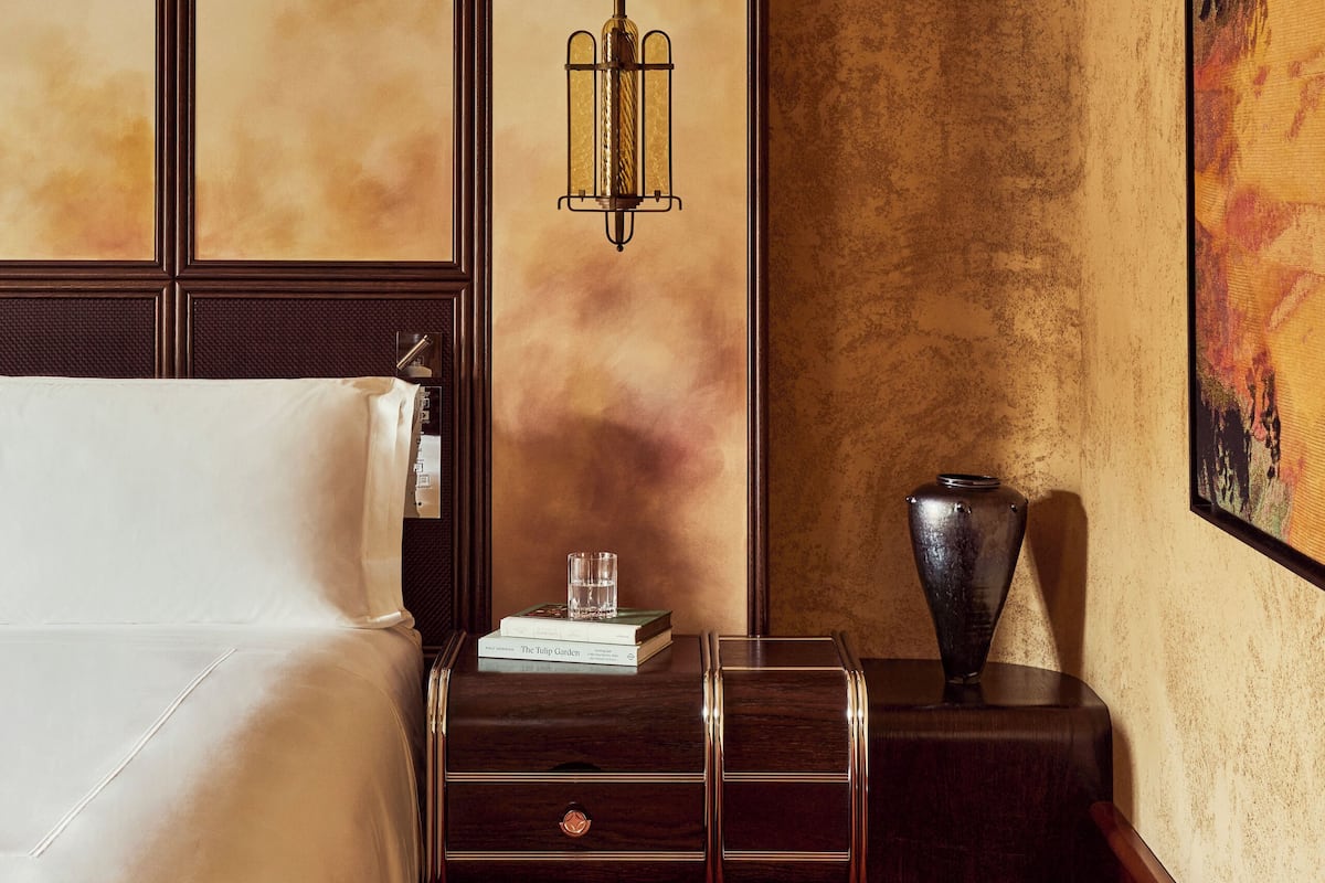 Camera Superior, 1 letto king | 1 camera, minibar, una cassaforte in camera, insonorizzazione