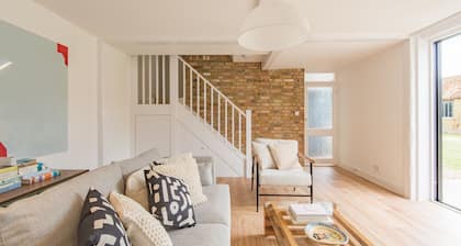 Poplar Farmhouse & Barn