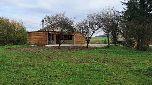 Gîte Chez Marcel, petite maison en pleine campagne vue sur les chevaux !