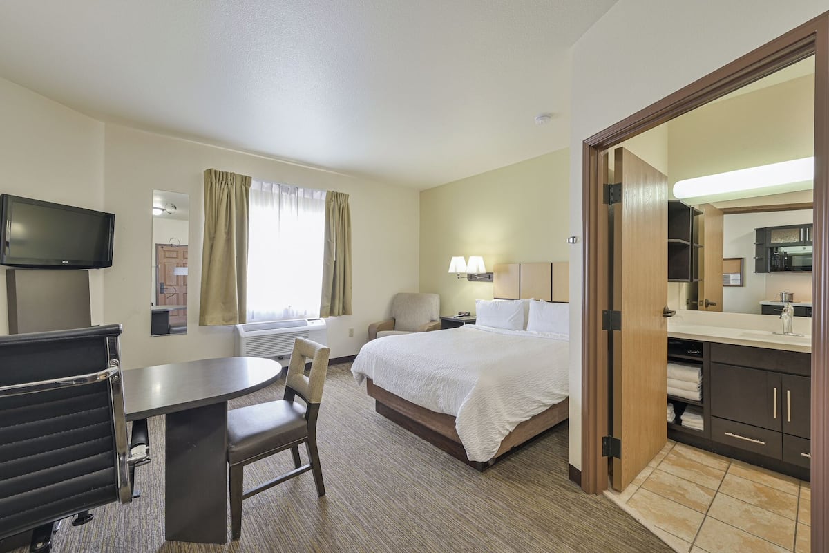 1 bedroom, desk, laptop workspace, iron/ironing board