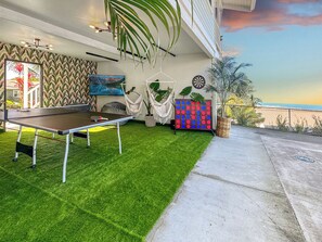 Games room - Kona Oceanview Retreat-2 Hot Tubs-15 Min To Beach (Kailua-Kona)