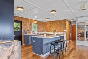 Fridge, microwave, oven, stovetop - Remodeled Kona Home w/Panoramic Ocean Views & Vibrant Sunsets (Kailua-Kona)