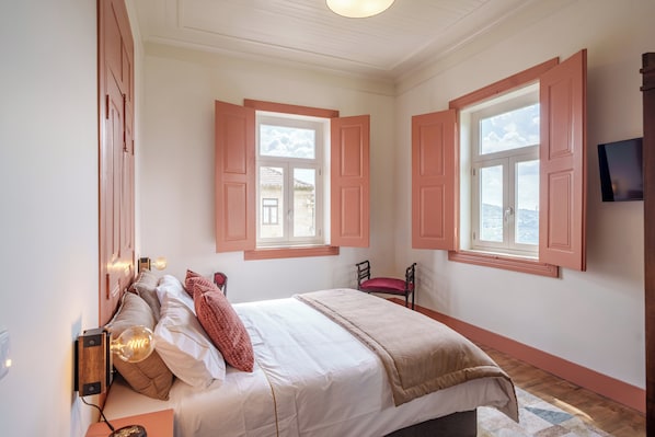 Villa | 4 bedrooms, iron/ironing board, free WiFi