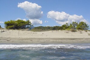 Platja a a prop 