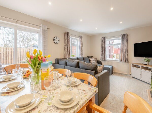 Interior - 3 bedroom accommodation in Ingoldmells (Ingoldmells)