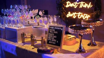 فطور أوروبي مجانًا يوميًا