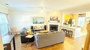 Smart-TV, peis og stereoanlegg