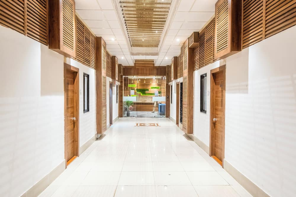 Hotel Bhabha