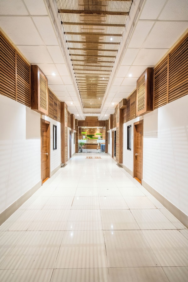 Reception - Hotel Bhabha (Rajkot)