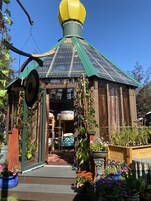 Gazebo - 6 Bed Shared Dorm, Co-ed, Shared Bath | Premium bedding, free WiFi, bed sheets