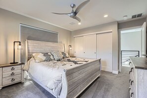 2 bedrooms, iron/ironing board, travel crib, free WiFi