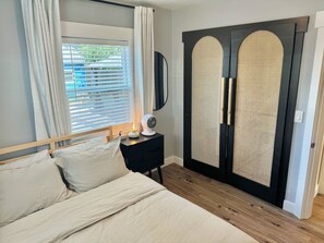 2 室のベッドルーム、WiFi、ベッドシーツ