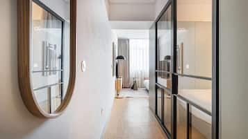 1 bedroom, iron/ironing board, Internet, bed sheets