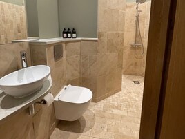Bathroom | Hair dryer, towels, soap, shampoo