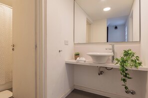 Bathroom - MOT + Villa Nicaragua - Gran Casa de Estilo 5 Dorm (Buenos Aires)